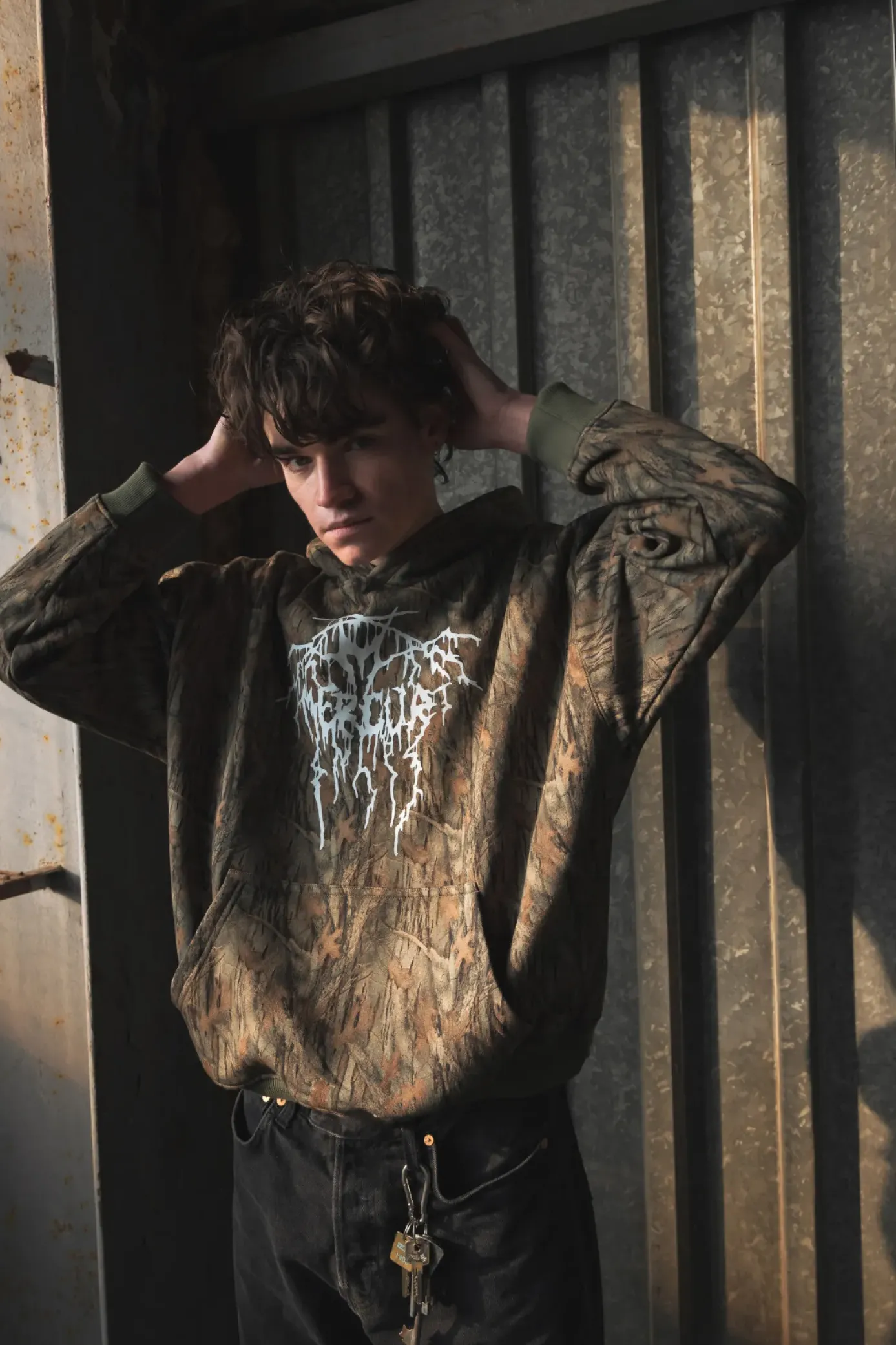 New Bluza Z Kapturem Metal Bluzy Z Kapturem