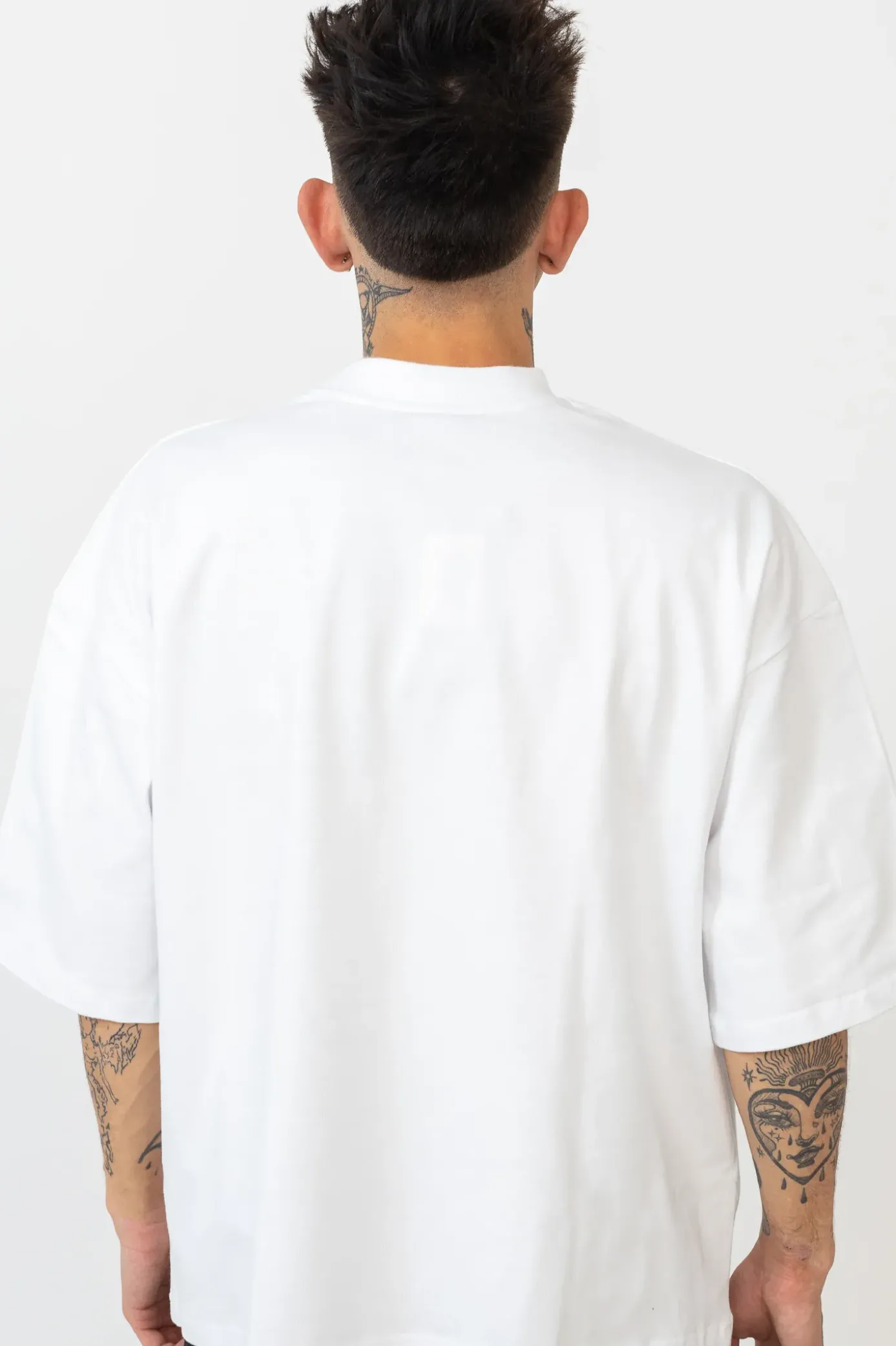 Hot Koszulka Alien Distressed T-shirty