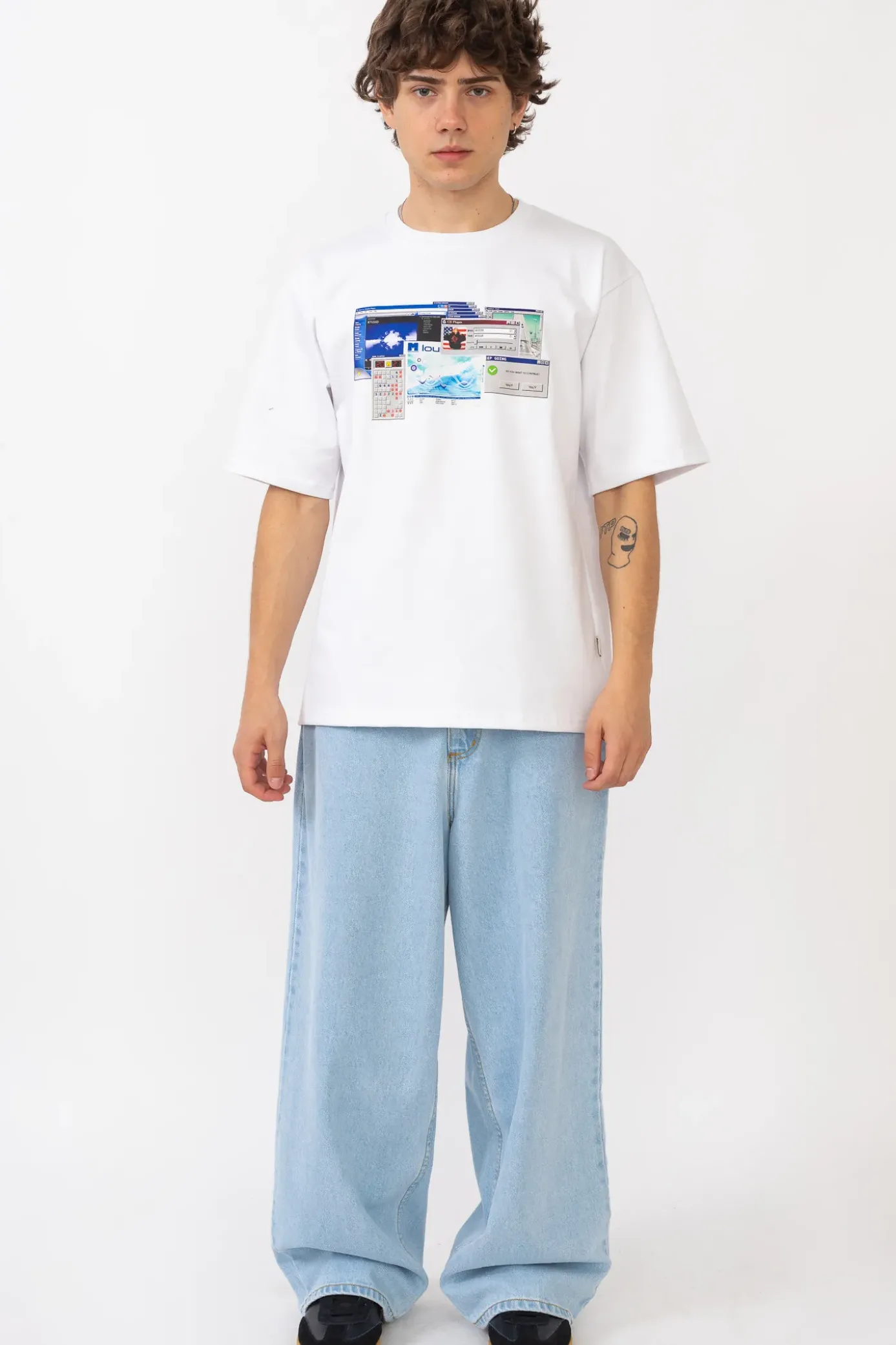 Online Koszulka Explorer T-shirty