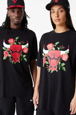 Clearance Koszulka New Era Chicago Bulls Floral Graphic Oversized T-shirty