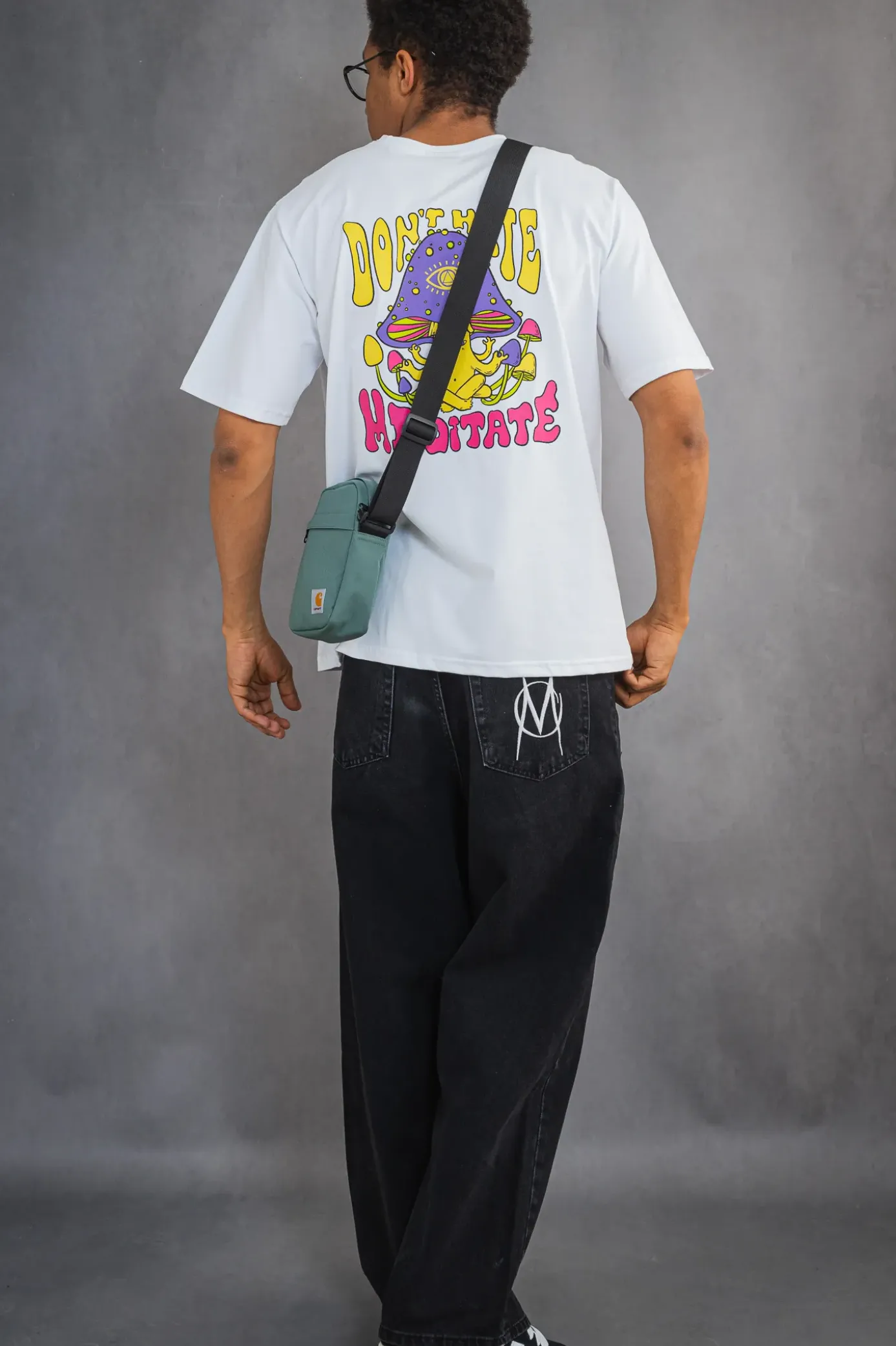 Sale Koszulka Meditate T-shirty