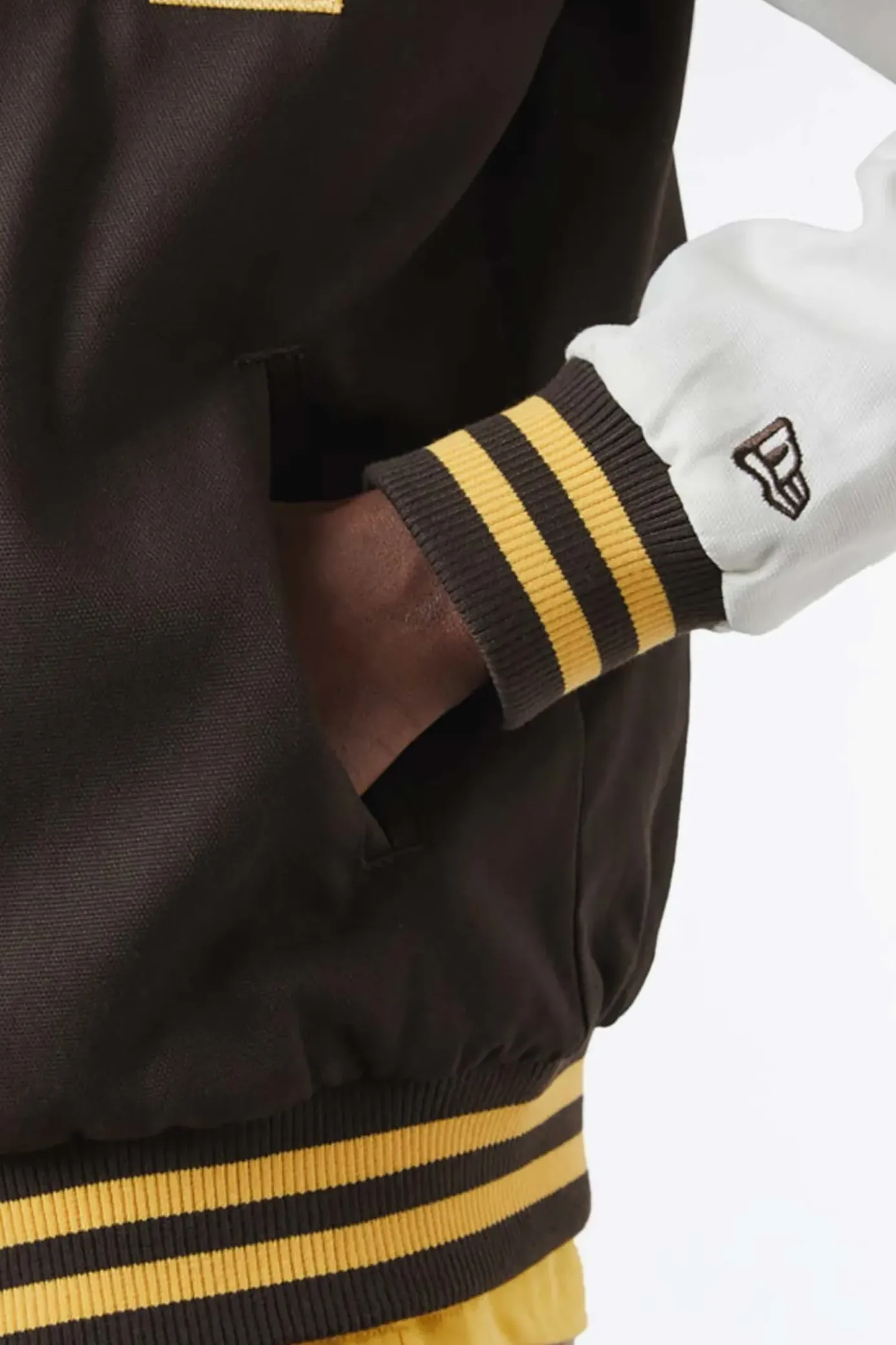 New Kurtka New Era Heritage Varsity Przejściówki