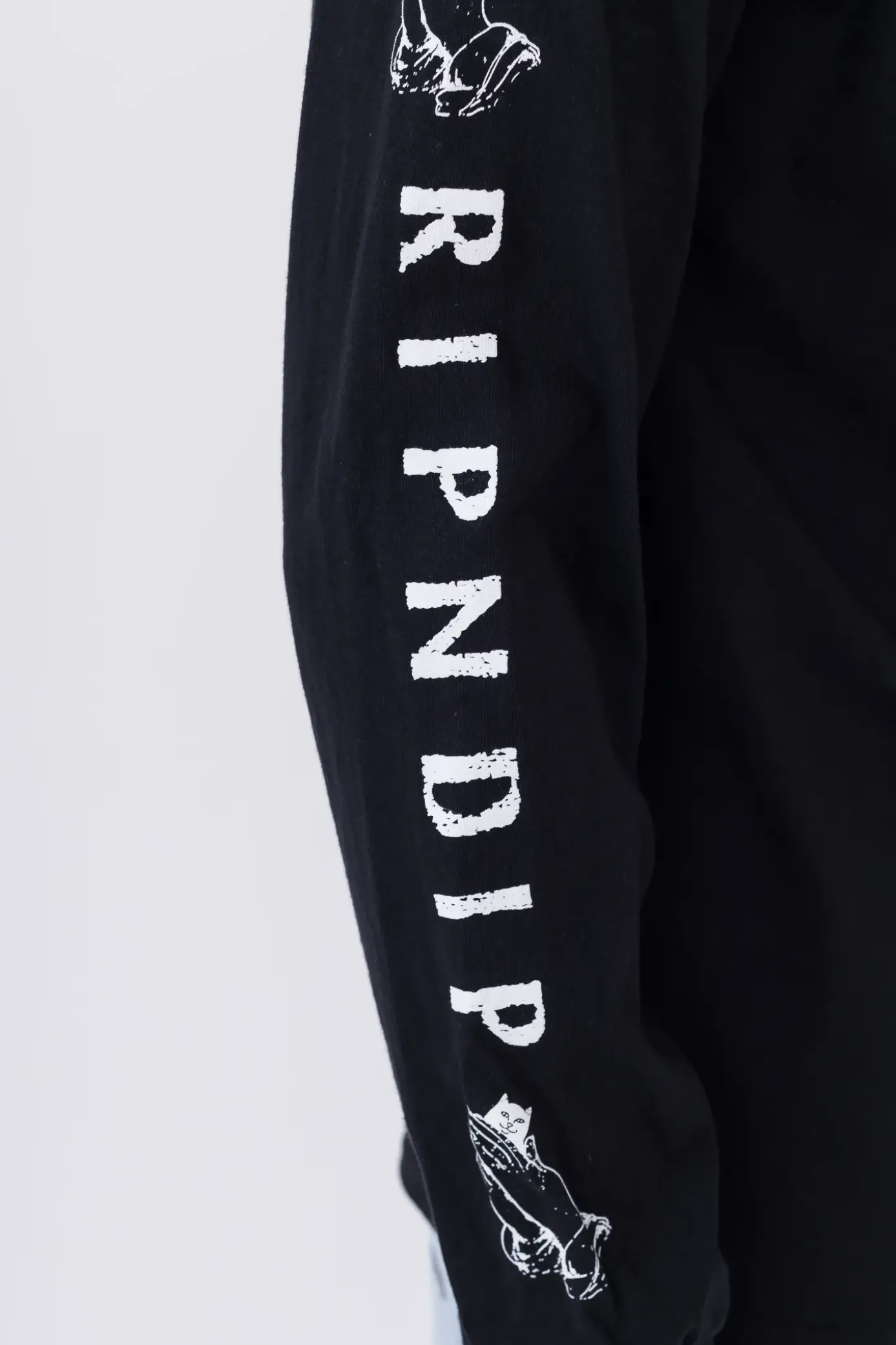 Longsleeve Lord Nermal Pocket Longsleeve