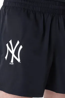 Online Szorty New Era New York Yankees League Essential Szorty Materiałowe|Wszystkie Szorty
